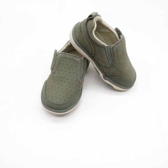 Hush Puppies Olive Green Perforated Slip-On Shoes For Boys Size 5 NEW - Picture 6 of 8
